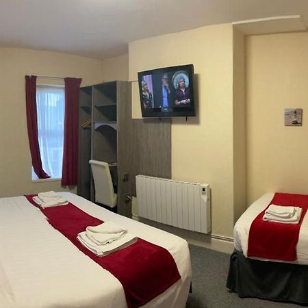 The Port Hotel Портраш Экстерьер фото